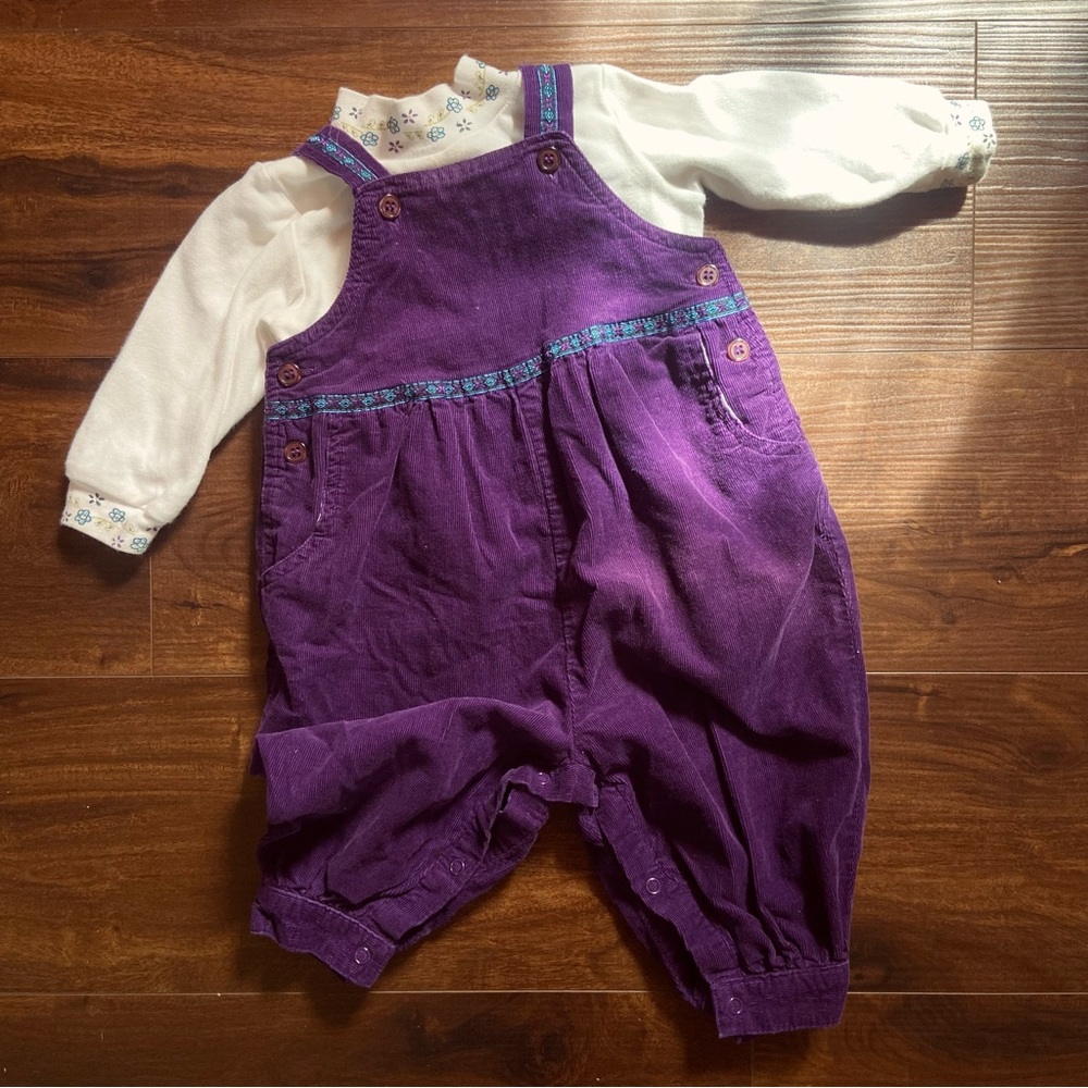 Vintage 90’s Girl’s Floral 2-Piece Overalls and Tshirt Outfit